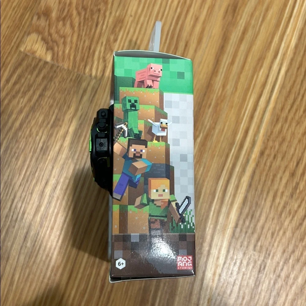 Minecraft Kids Flashing LCD Watch Green and Black New in box